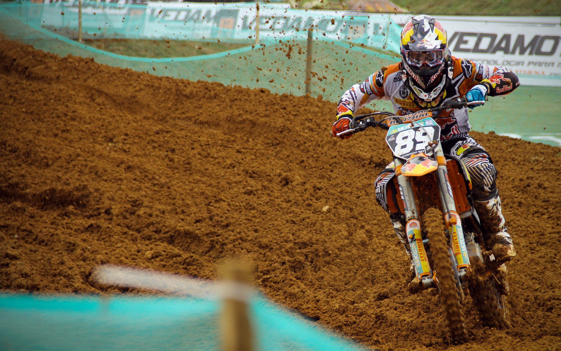 阿劳霍在焦点战证明自己,拜仁争冠战胜出里昂