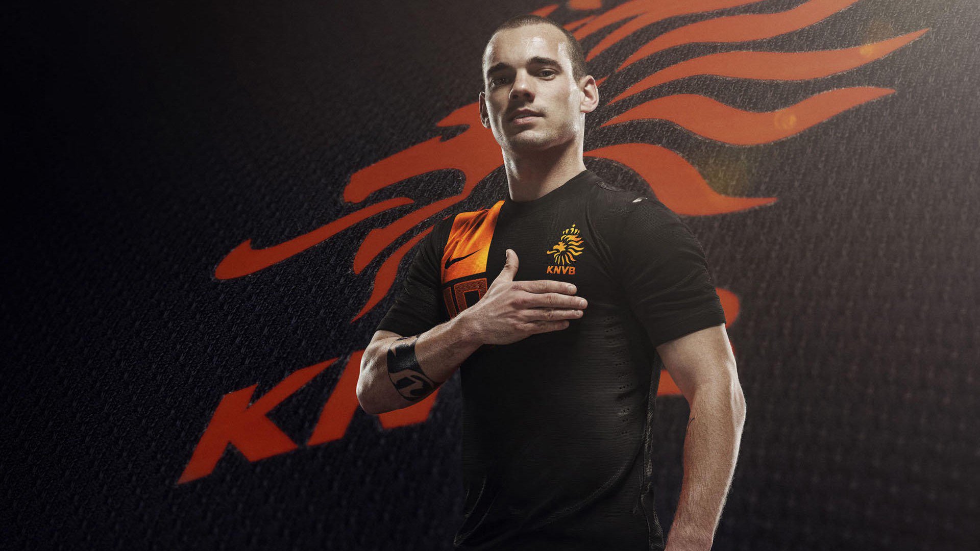 阿劳霍在焦点战证明自己,拜仁争冠战胜出里昂