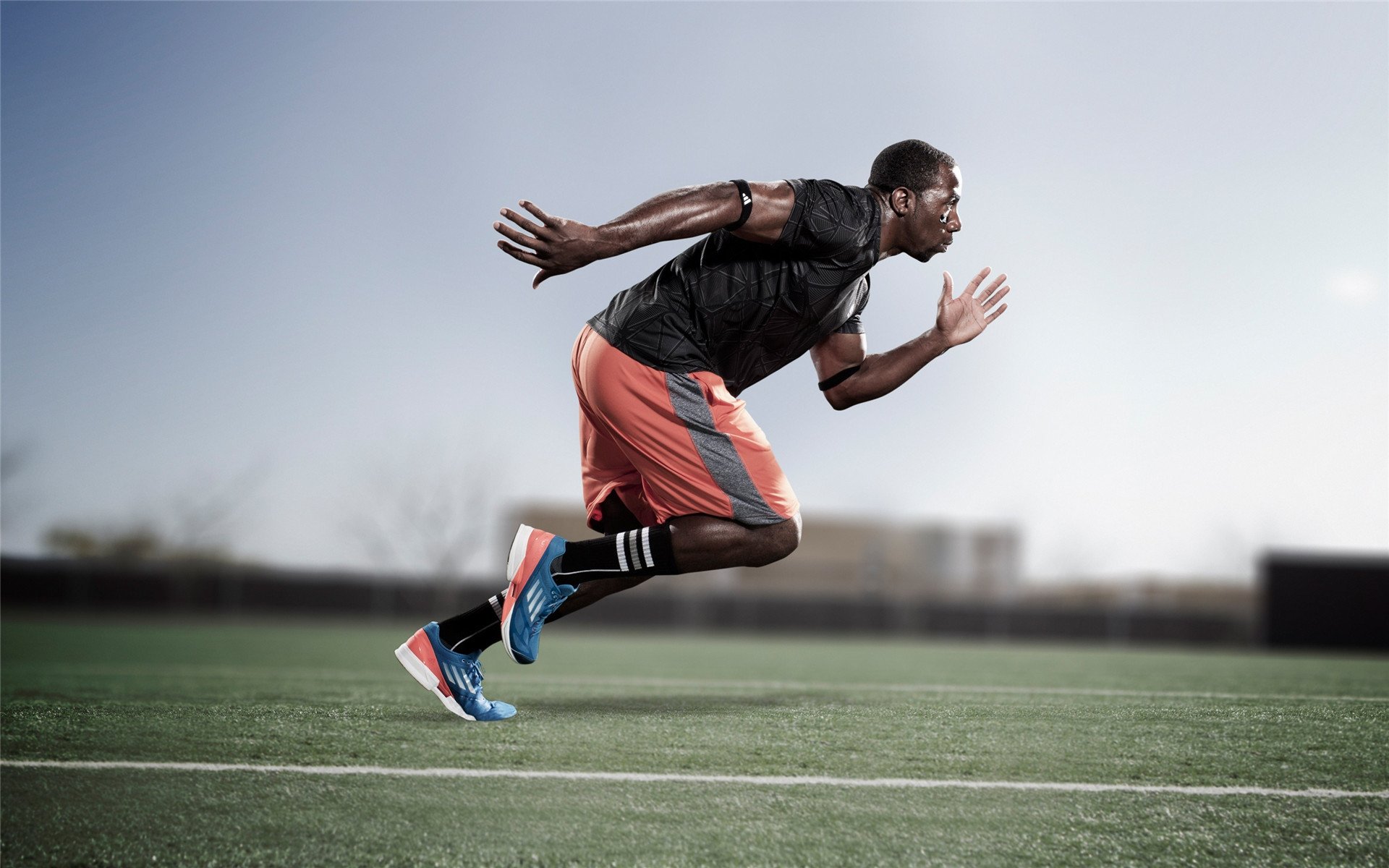 阿什拉夫一锤定音，勒沃库森单节风暴击溃切尔西